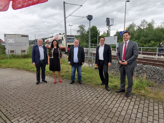 Urlich Grosse, Derya Türk-Nachbaur, Mirko Witkowski, Sören Bartol und Johannes Fechner. Foto: Tanja Witkowski