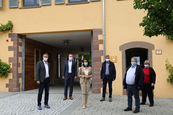 Dr. Thorsten Hinz, Stefan Guhl, Rita Schwarzelühr-Sutter, Rainer Dilger, Mirko Witkowski, Tanja Witkowski (von links)